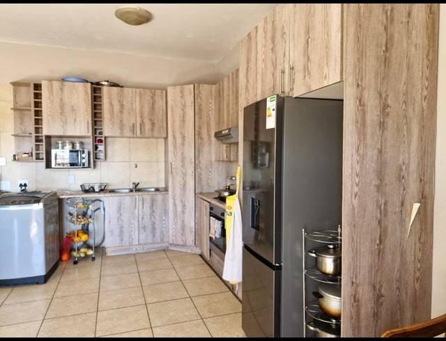 2 BEDROOM TOWNHOUSE FOR SALE IN NORKEM PARK